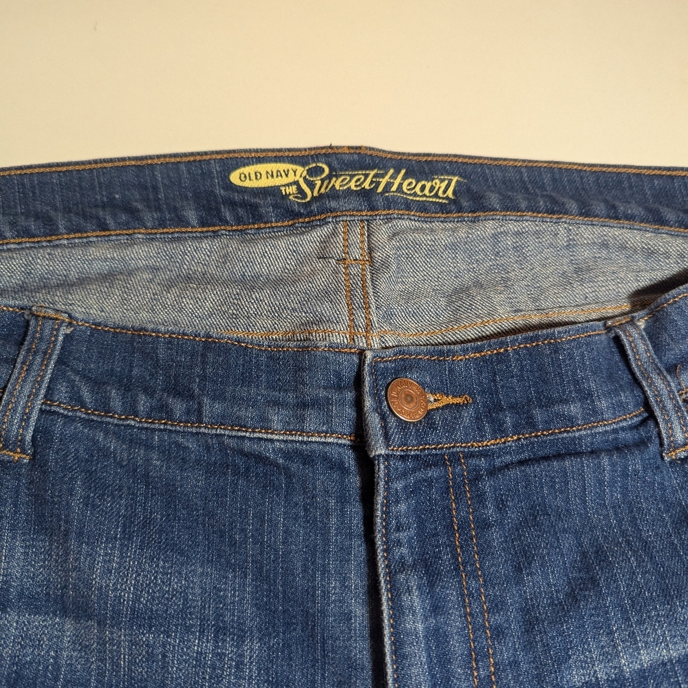 Old Navy Sweetheart Size 16 Bermuda Jean - Picture 3 of 11